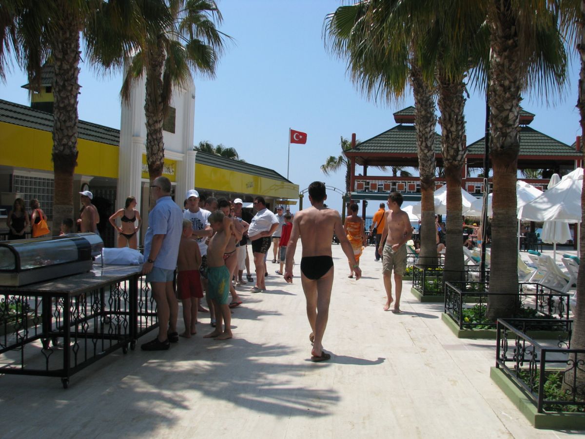 imagini hotel DELPHIN BOTANIK